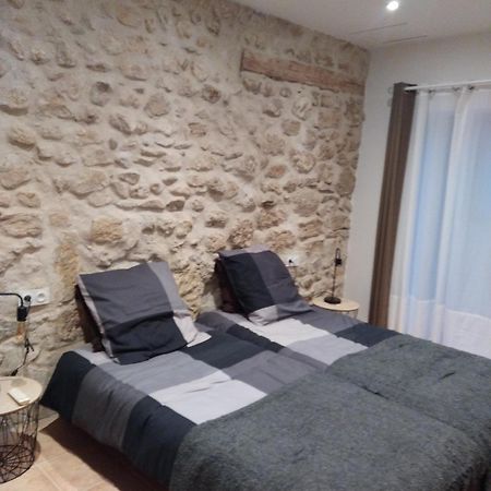 Mas De La Sauline Bed & Breakfast La Roque-d'Antheron Dış mekan fotoğraf