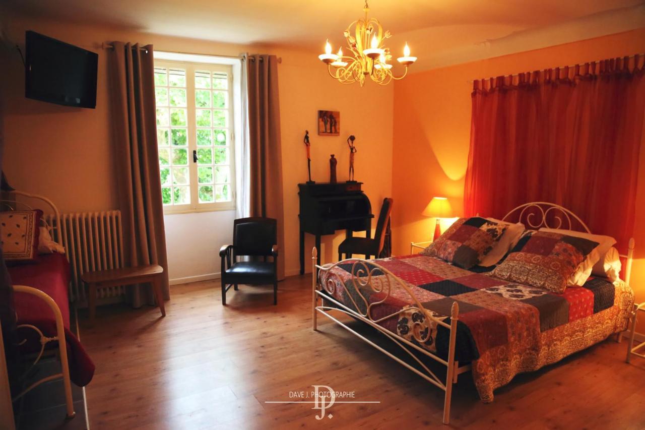 Mas De La Sauline Bed & Breakfast La Roque-d'Antheron Dış mekan fotoğraf